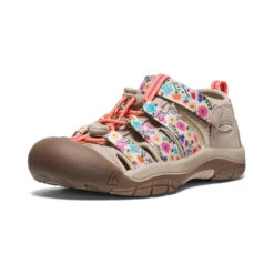 Keen Big Kids' Newport H2 | Safari/Birch -Fresh Shoes Shop 0a261c5a16b3e25f37f2ff95b5536f257cd3bf20