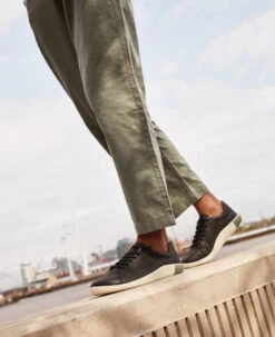 Keen Women's KNX Leather Sneaker | Black/Star White -Fresh Shoes Shop 1028355 Lifestyle Left