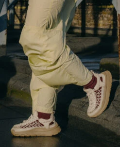 Keen Men's UNEEK WK Sneaker | Birch/Plaza Taupe -Fresh Shoes Shop 1030272 lifestyle 1