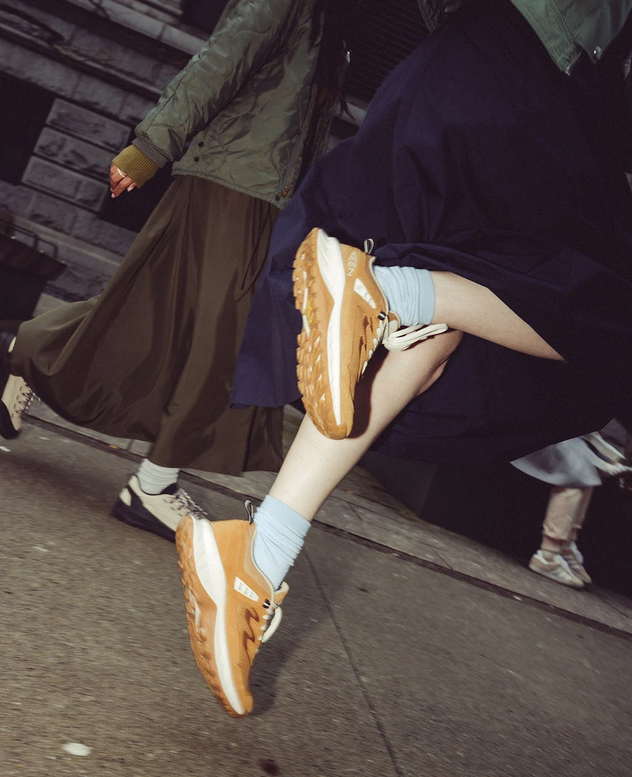 Keen Women's Hightrail Waterproof Hiking Shoe | Roasted Pecan/Chipmunk 8 Keen Women's Hightrail Waterproof Hiking Shoe | Roasted Pecan/Chipmunk - Image 8