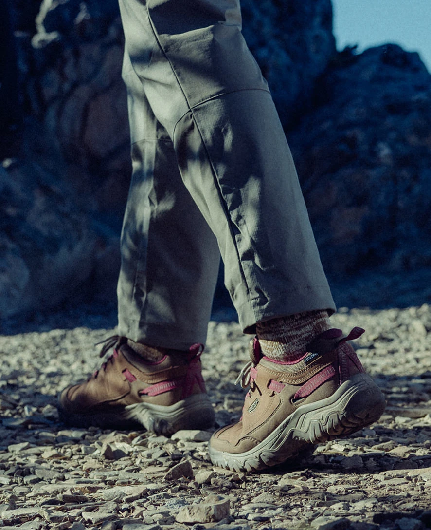 Keen Women's Targhee IV Waterproof Hiking Shoe | Bison/Beaujolais 9 Keen Women's Targhee IV Waterproof Hiking Shoe | Bison/Beaujolais - Image 9