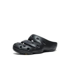 Keen Men's Yogui Clog | Black/Magnet -Fresh Shoes Shop 4e86bd9b577806f7bcb8459e64f38cf834bf85ad