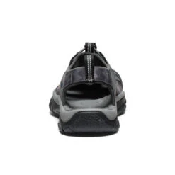 Keen Men's Newport H2 Sandal | Magnet/Chevron -Fresh Shoes Shop 78c5433a37b876f7edf64a3243b214f7b4210f55