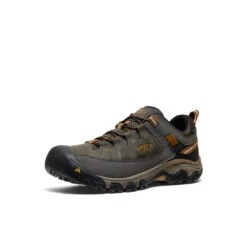 Keen Men's Targhee III Waterproof | Black Olive/Golden Brown -Fresh Shoes Shop 79bf05d645dd1fb21c08fe58eabfe7d9dbb23e5f