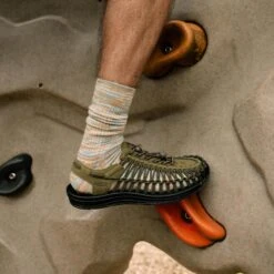 Keen Men's UNEEK Sneaker | Dark Olive/Black -Fresh Shoes Shop 884x884 emea uneek og 4