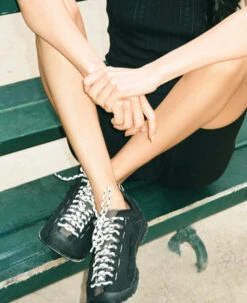 Keen Women's Jasper Split Skall Studio Sneaker | Skall Black -Fresh Shoes Shop EMEA FW25Collab SkallStudiosA PDP 26 08 2025 KPD 6213 Lifestyle 02