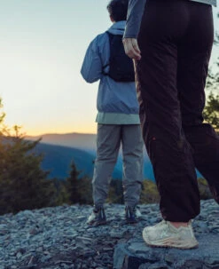 Keen Women's Zionic NXT Waterproof Hiking Boot | Safari/Cork -Fresh Shoes Shop F25 ZionicNXTA PDP LIFESTYLE 11