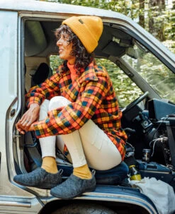 Keen Women's Howser II | Triple Black -Fresh Shoes Shop Howser1025620PDPLifestyle3