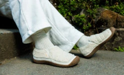 Keen Women's Howser II | Birch/Curry -Fresh Shoes Shop HowserIIBPDP 01 1