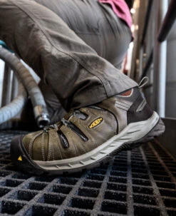 Keen Men's Flint II (Steel Toe) | Gargoyle/Paloma -Fresh Shoes Shop KEEN UTILITY FLINT II GARGOYLE PALOMA M 1023267 Right Image