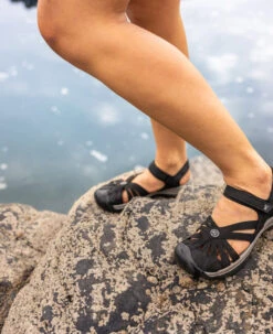 Keen Women's Rose Sandal | Black/Neutral Gray -Fresh Shoes Shop KPD 1486 SS24 KEEN 1008783 W Rose Right Image