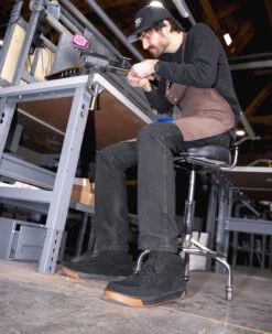 Keen Men's Gibson Boot (Soft Toe) | Black/Gum -Fresh Shoes Shop KPD 3688 PDP Gibson 1030539 SoftToe Image Left