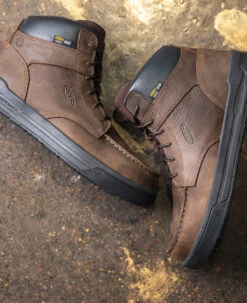 Keen Men's Gibson ESD Boot (Carbon Toe) | Cascade Brown/Black -Fresh Shoes Shop KPD 3688 PDP Gibson 1030654 ESD Image Right