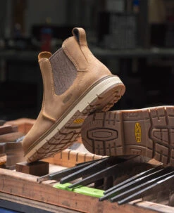 Keen Women's San Jose Chelsea 90° Heel Boot (Soft Toe) | Belgian/Gum -Fresh Shoes Shop KPD 3694 PDP SanJose90PullOn 1030543 Image Right