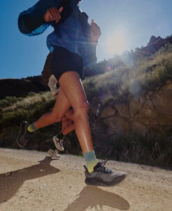 Keen Women's Roam Trail Running Shoe | Warm Taupe/Cork -Fresh Shoes Shop KPD 5146 EnhancedPDP Roam Womens 1032334 Image 3 Right f14b9ec2 0f04 43ab 906c 04f31dec446c