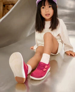 Keen Little Kids' KNX Knit Double Strap | Black/Evening Primrose -Fresh Shoes Shop Kids KNX lifestyle 3 982f58f3 014f 4a66 af47 bfd27cf2dc8d