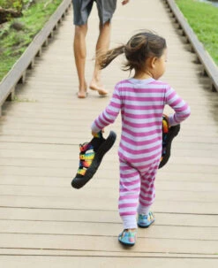 Keen Toddlers' Seacamp II CNX | Blue Depths/Gargoyle 17 Keen Toddlers' Seacamp II CNX | Blue Depths/Gargoyle -Fresh Shoes Shop TotsSeacampLifestyleSingleRight