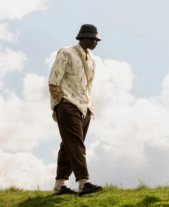 Keen Men's UNEEK Sneaker | Black/Plaza Taupe -Fresh Shoes Shop UNEEKPDPLifestyle3Mens 2b05b107 4c0b 492f 84f6 86e762d6597d