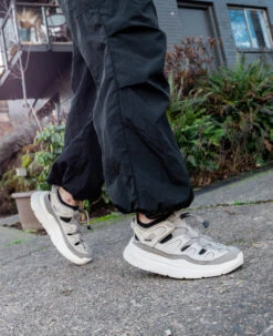 Keen Women's WK450 Walking Sandal | Black/Black -Fresh Shoes Shop WK450SandalPDPLifestyle2