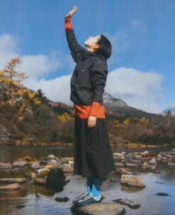 Keen Men's UNEEK Sneaker | Year Of The Dragon -Fresh Shoes Shop YOTD UNEEK PDP Lifestyle Right