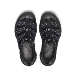 Keen Men's Newport Retro Sandal X Études Studio | Etudes Black -Fresh Shoes Shop daa7ced0b756a19cd9372c84d78d6ed62705d768